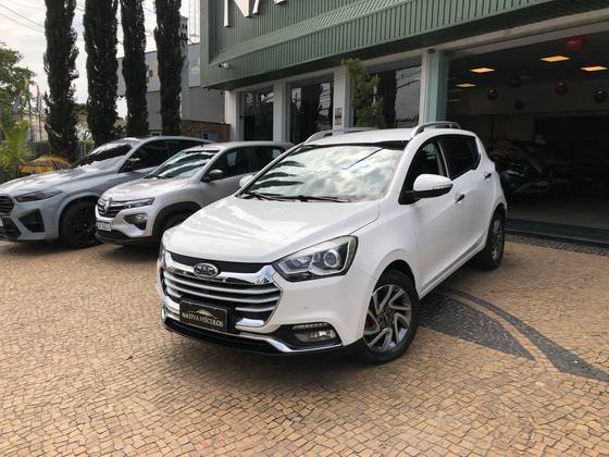 JAC T40 1.6 16V GASOLINA 4P CVT